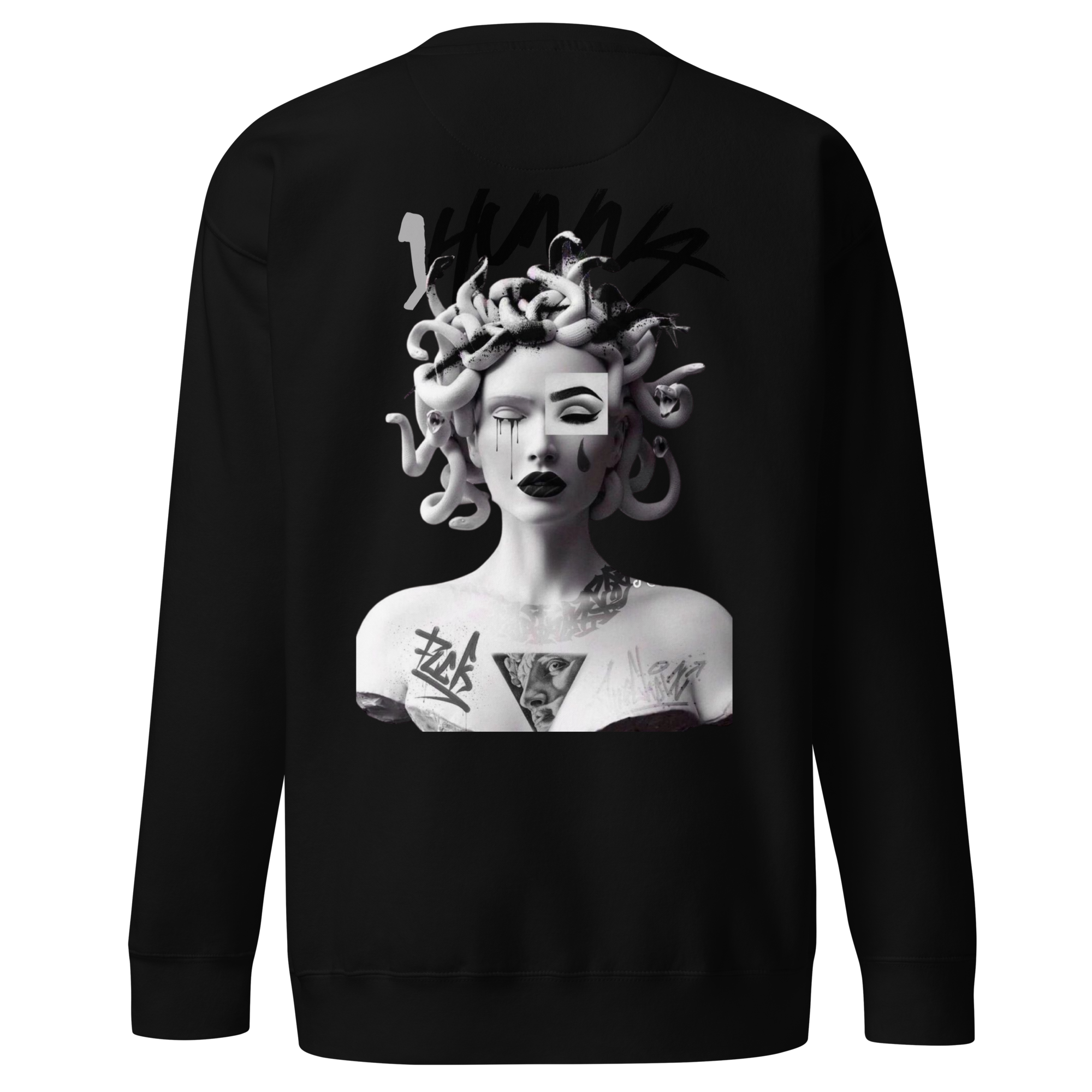 1HUNNA Gallery  005  Sweater  -  Queen of Curses